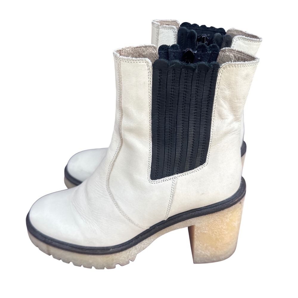 Free People Ivory Leather Chelsea Lug Sole Ankle Boots Cream Platform Boots 39 - Picture 3 of 7